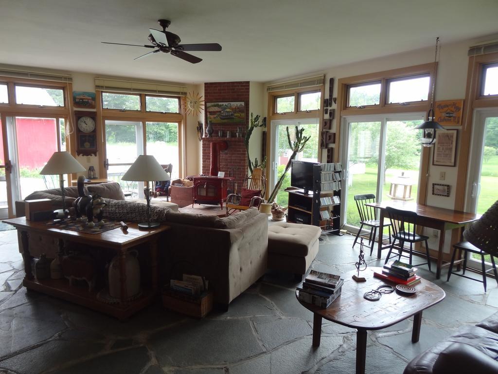 Inn At Buck Hollow Farm Fairfax Εξωτερικό φωτογραφία